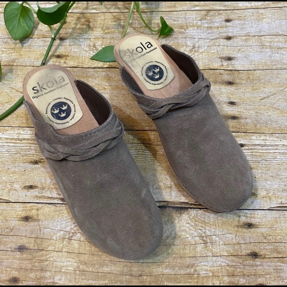 Skola Taupe Dana Organic Swedish Clogs